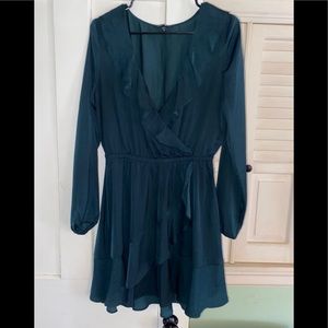 Express emerald green long sleeve dress